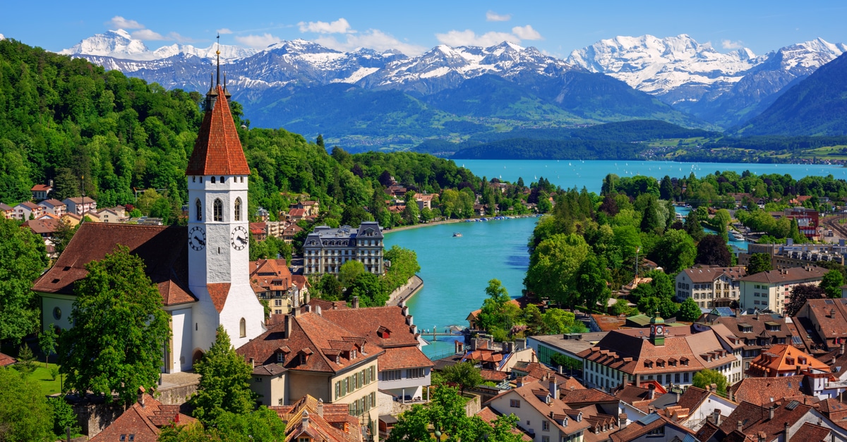 Moving to Switzerland from the UK Privalgo