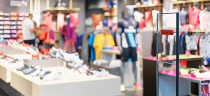 Expat by Design: Building a Location-Independent Life with Smart Currency Management